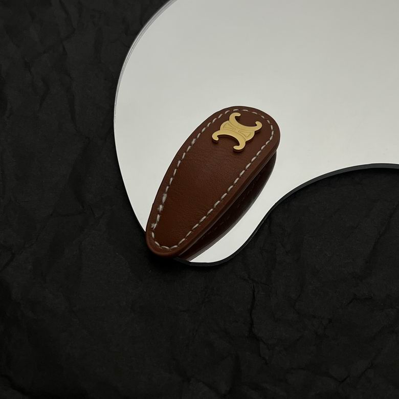 Celine Hairpin   (4)